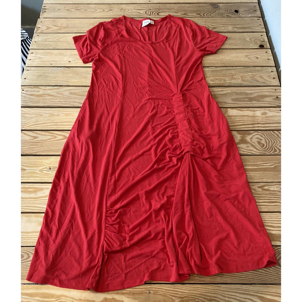NEW Truth + Style Drape Jersey Dress Size Medium Women’s Red Cap Sleeve